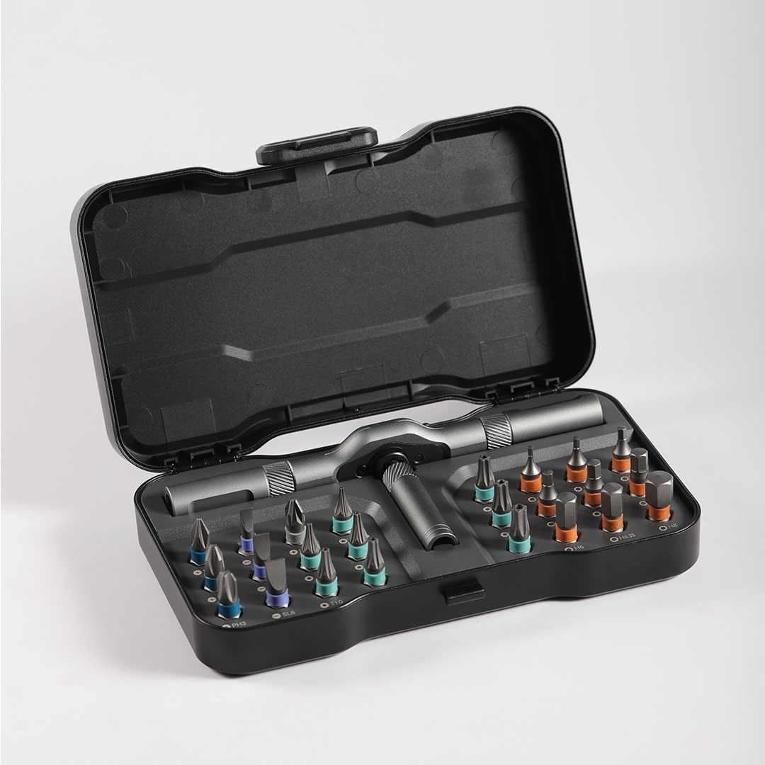 Main product image of 24-in-1 Ratchet Screwdriver Set, Interchangeable Bits