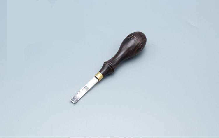Main product image of Wide Shovel Edge Thinning Knife with Sectional Cutting Blade