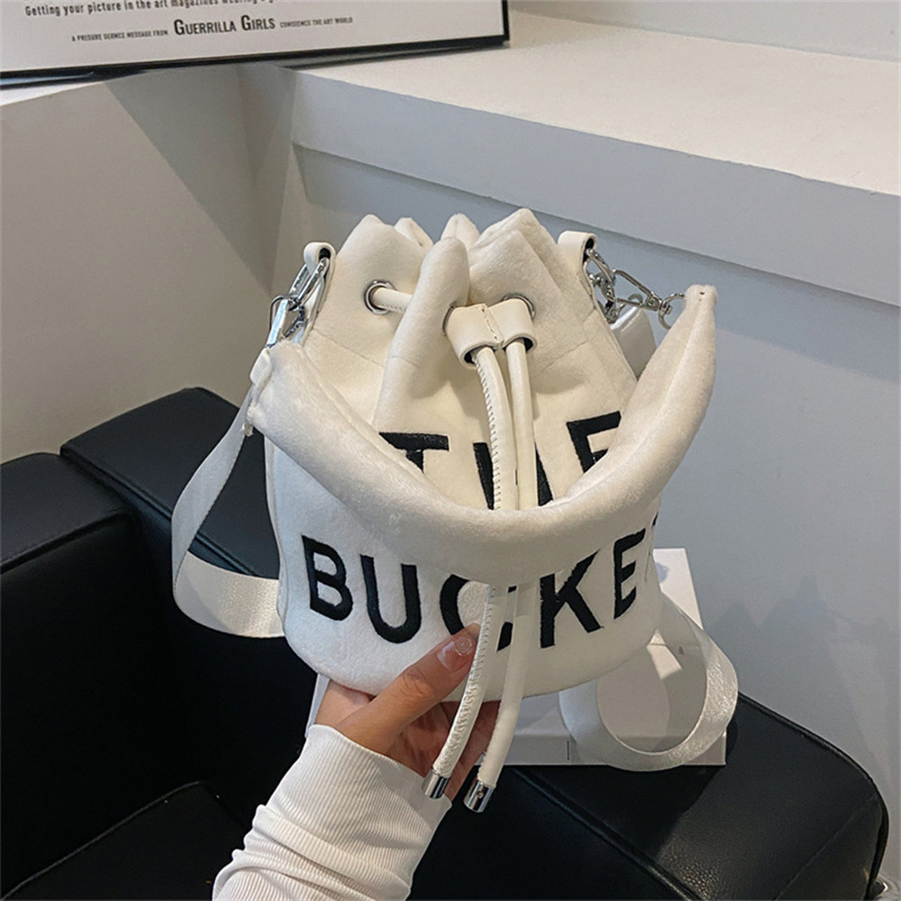 Main product image of Heavy-Duty Plastic Cleaning Bucket with Ergonomic Handle