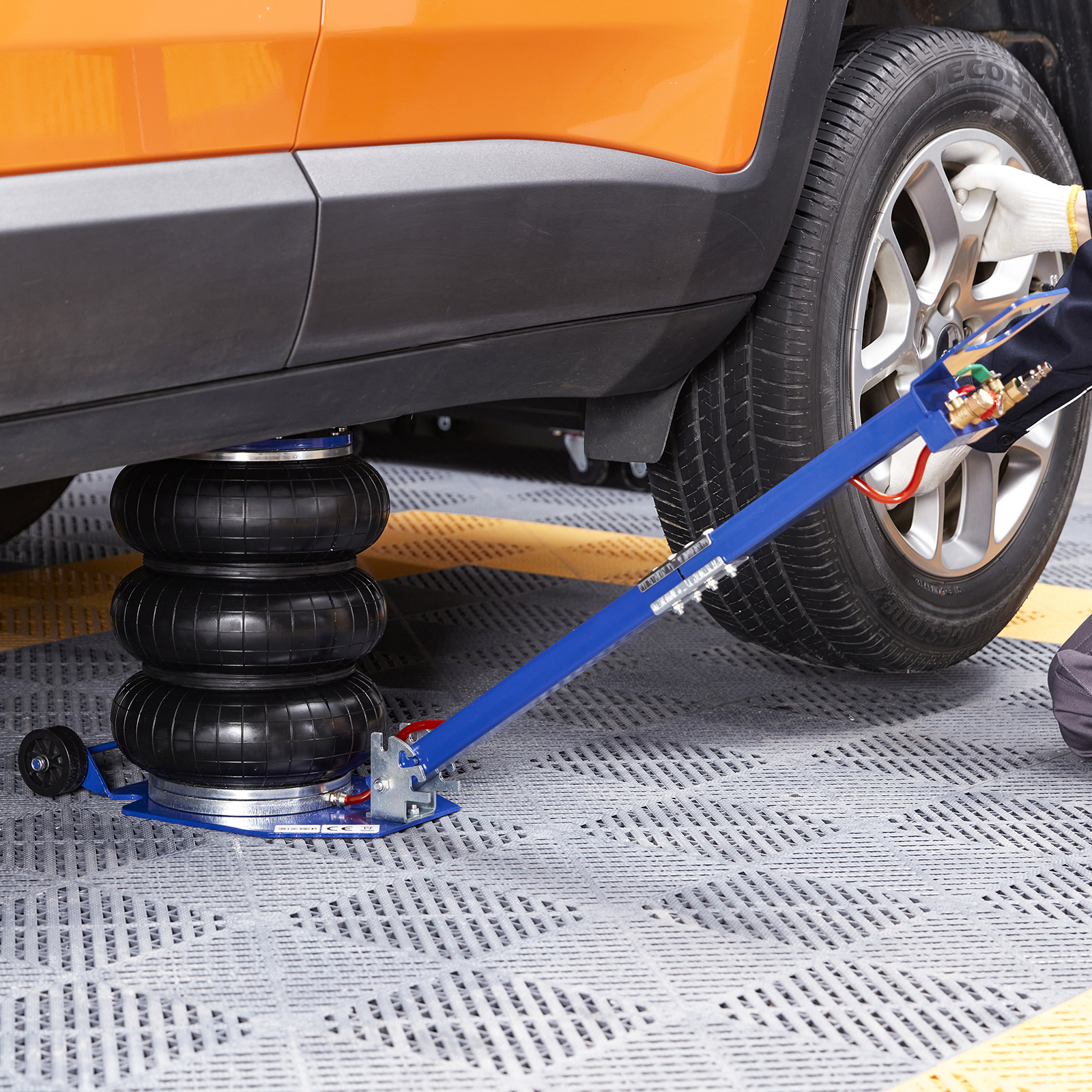 Main product image of VEVOR 3 Ton 6600 Lbs Triple Bag Air Jack, 3-5s Lift, Adjustable Handles