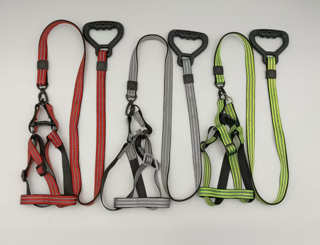 Main product image of Reflective Adjustable Safety Harness, Chest and Back, XXL