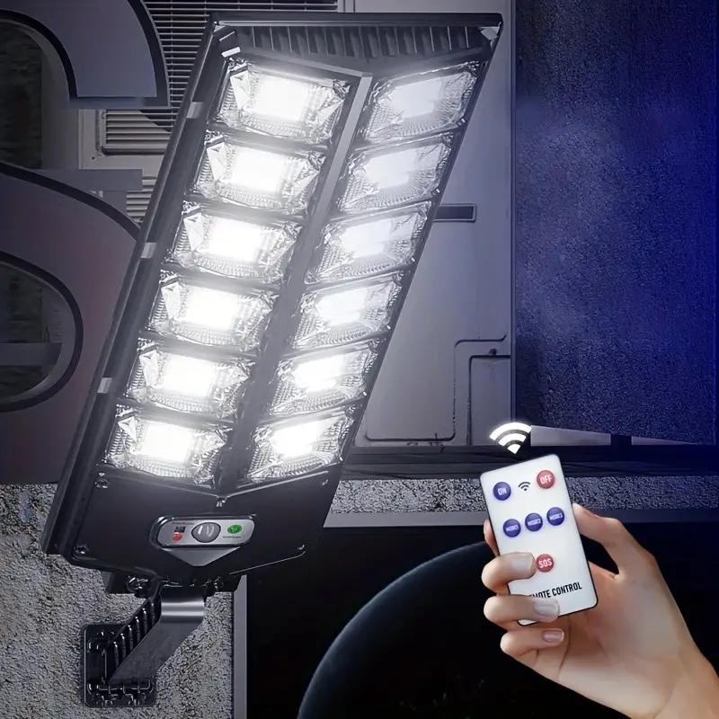 Main product image of Solar Powered LED Outdoor Streetlight, Daylight Mode