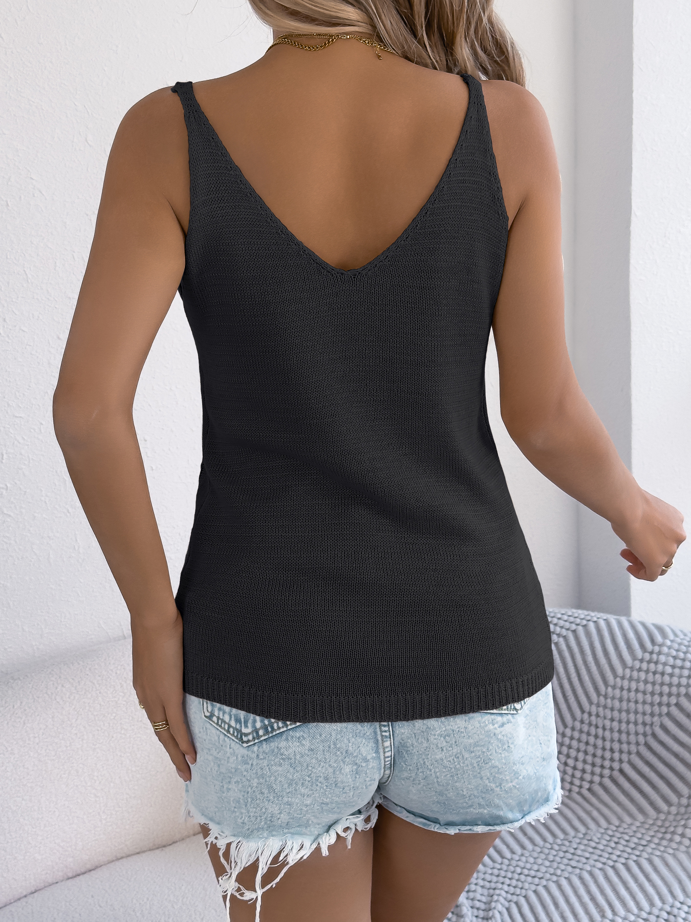 Main product image of Women's Solid Color Button-Front Knit Vest, Sleeveless Design