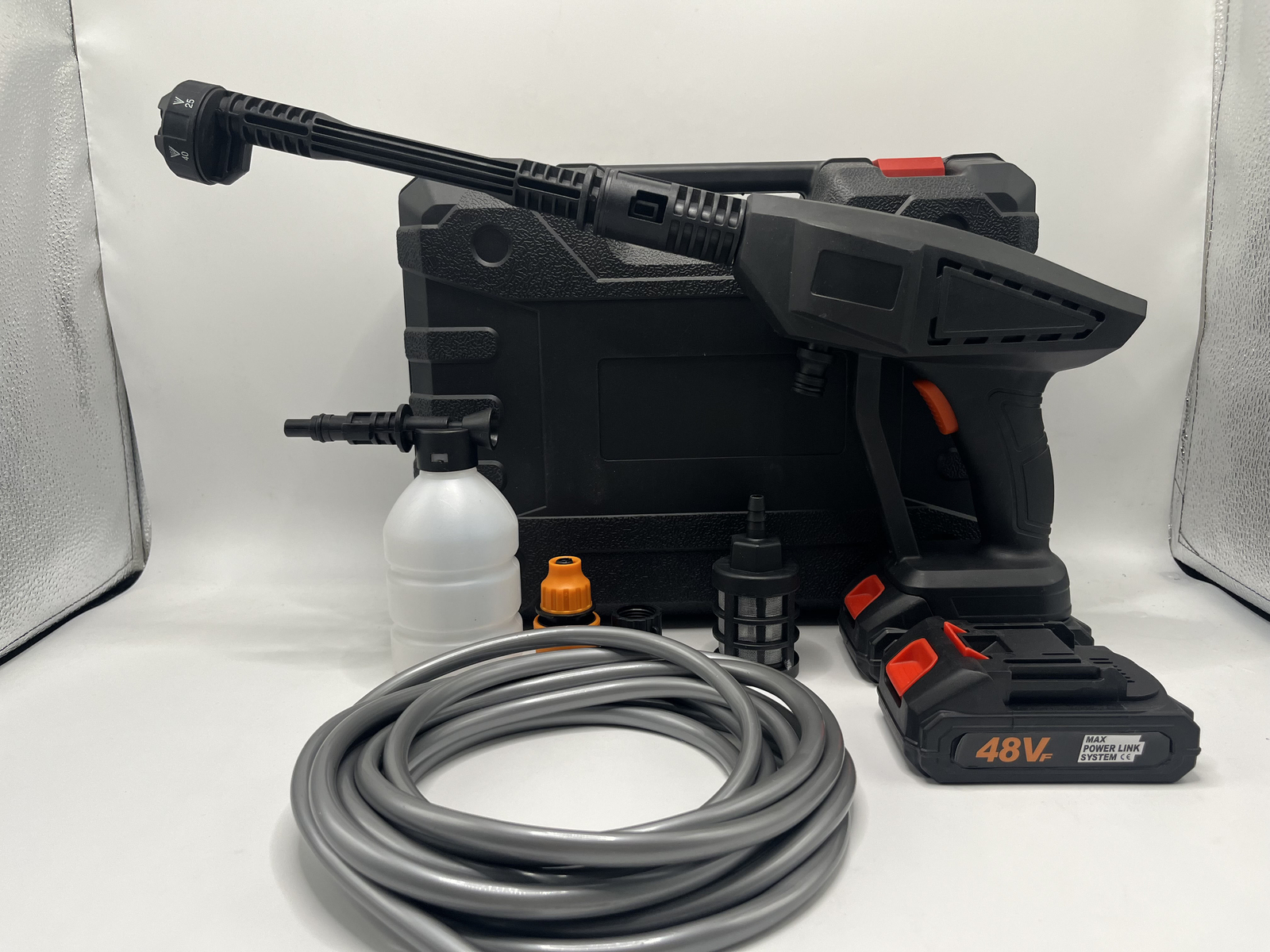 Main product image of 2-Battery Cordless High-Pressure Car Washer with Spray Gun