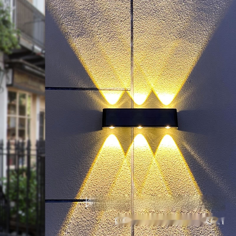 Main product image of Solar Outdoor Wall Light for Garden and Courtyard